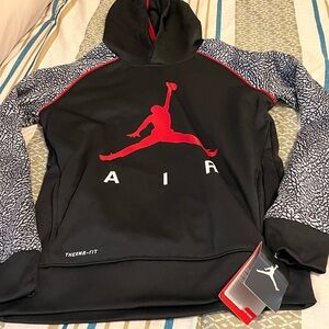 NEW Air Jordan Thermafit Black and Red Hoodie boys size L (12-13)